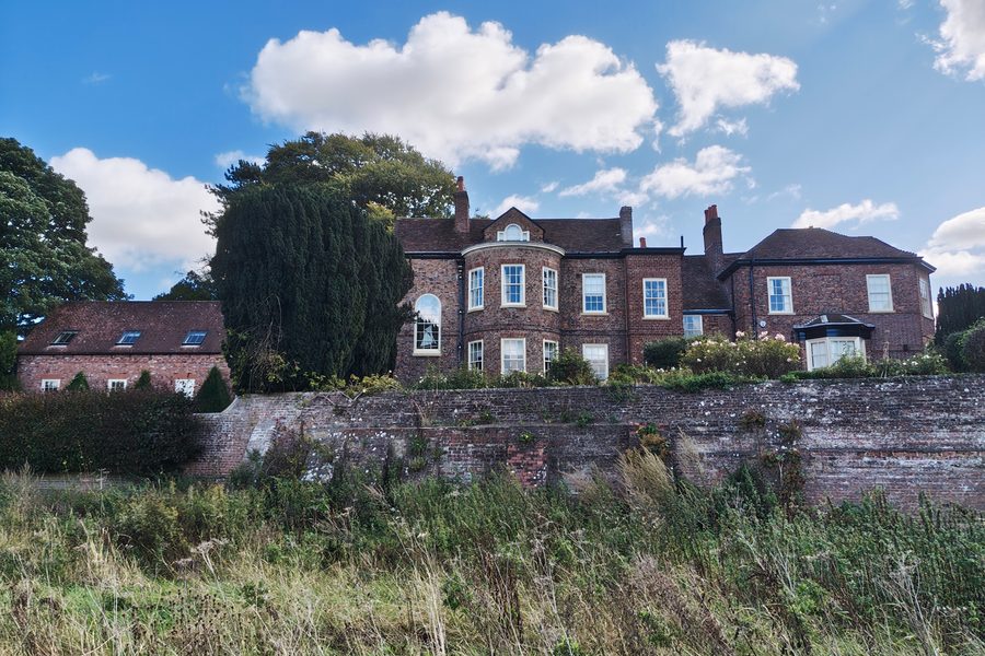 Fulford Hall, Fulford