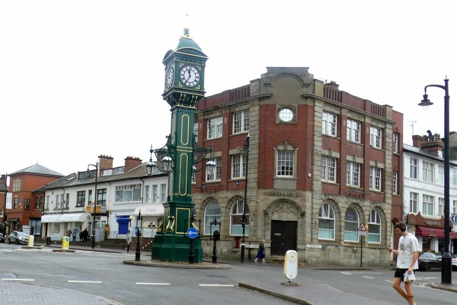 Chamberlain Clock and former bank, Jewellery Quarter